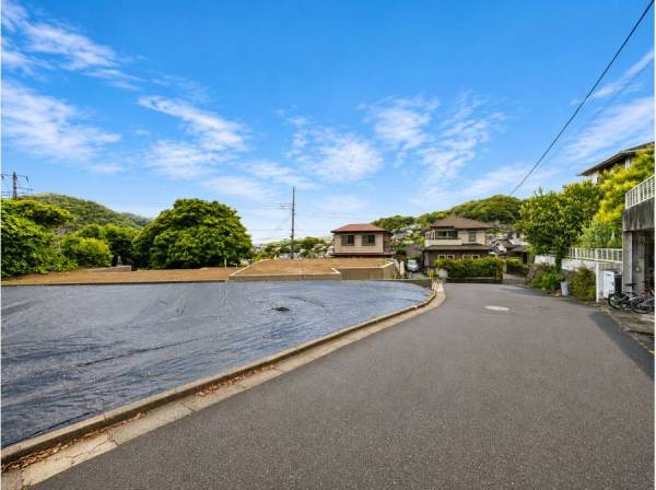 前面道路幅はゆとりあります