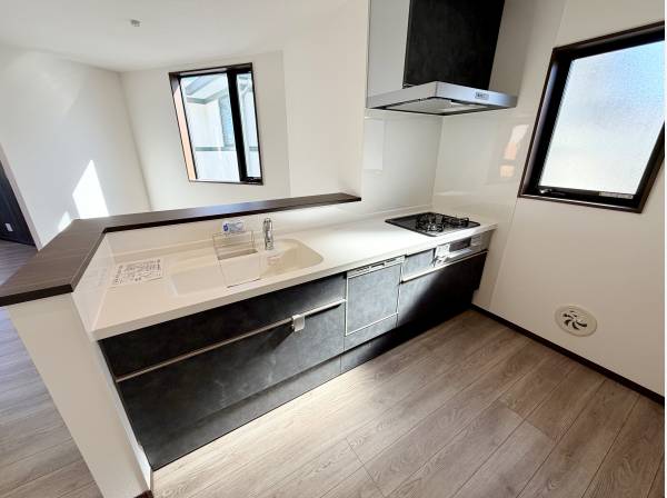 システムキッチン。ビルドイン食洗機付き