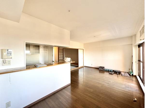 リフォームは3月完工予定です。内覧は可能となります。