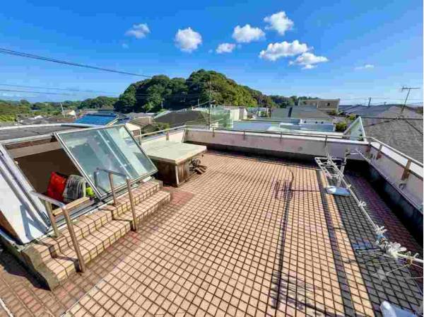 約45帖の広々とした屋上