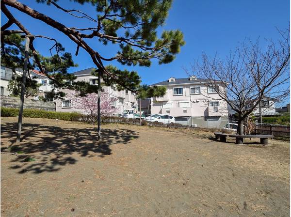 堂面第二公園まで徒歩3分（約210m）