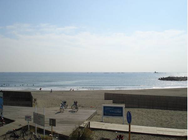 海まで徒歩13分（約1000m）