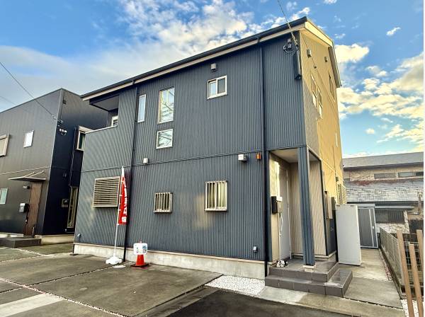 5LDK×ウッドデッキ、家族の“ちょうどいい”が揃った一邸