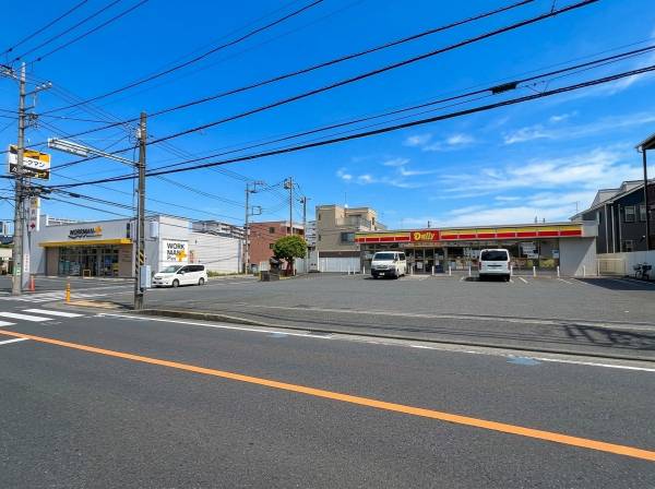 ミニストップとワークマンまで徒歩1分！