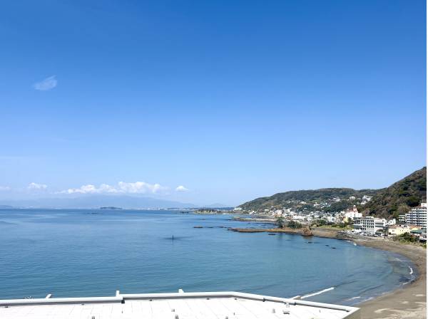 贅沢に海を眺めます。