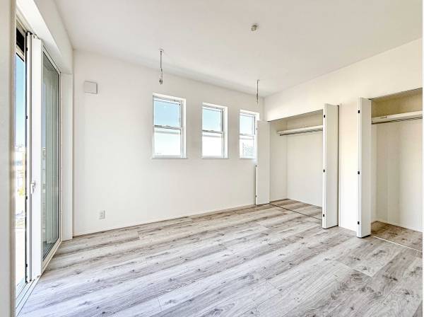 主寝室は約7.4帖