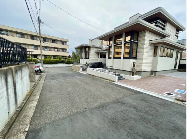 前面道路は6ｍございます