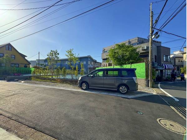 車での出入りも楽にできると思います。