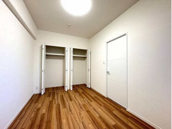 居室は2部屋ございます
