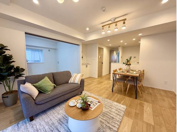 お洒落なデザインのリノベーションをしております。