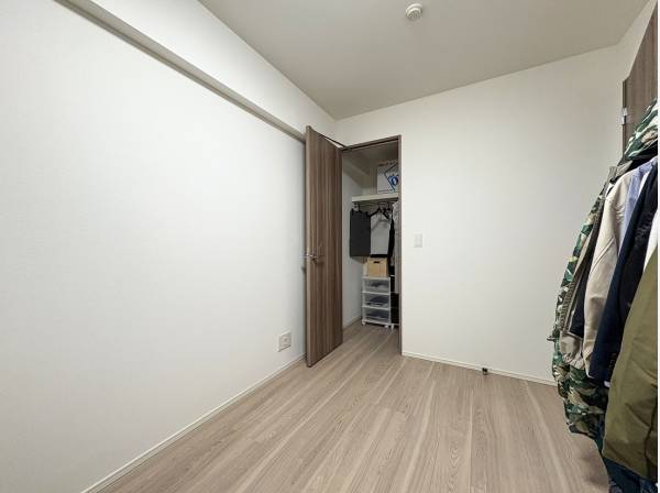 2部屋にウォークインクローゼットが完備されています