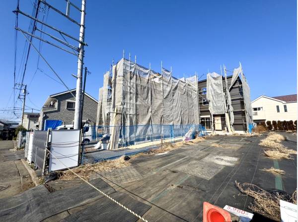 現地は建築中ですが、お近くのモデルルームもご見学可能です。