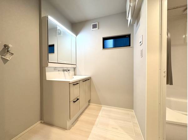 パウダールーム