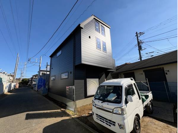 シンプルモダンな飽きのない外観です