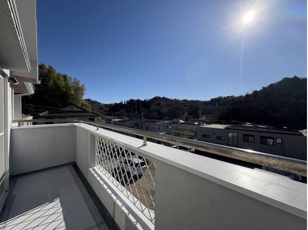 日当たりの良いバルコニー
