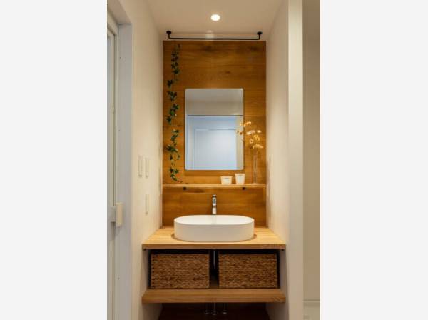 木の温もりを感じるスペース