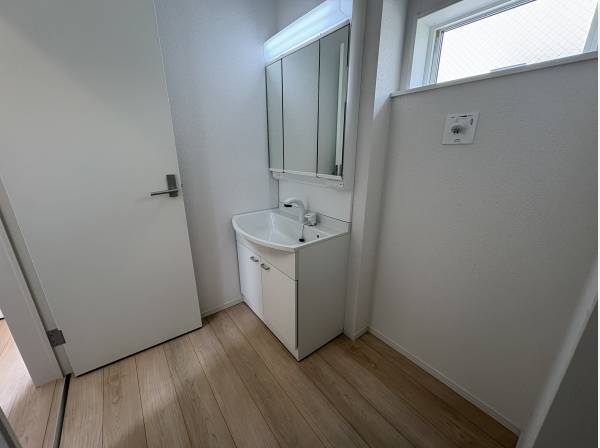 洗面所も広いですよ！