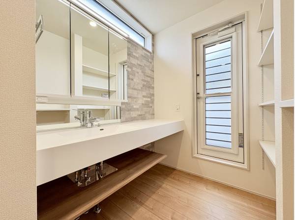 思わず使いたくなるお洒落な洗面台