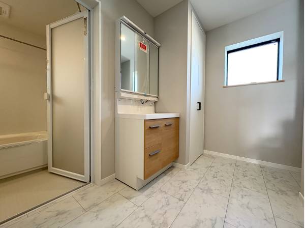 パウダールームがゆったりとした広さなのも特徴です