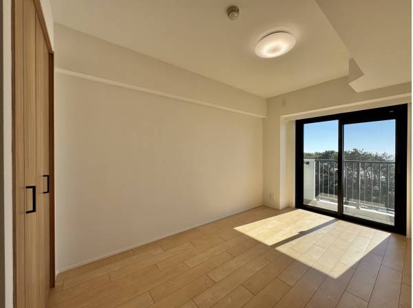 朝陽が射す、やすらぎのプライベート空間