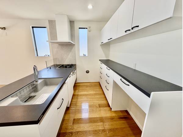 大型のキッチンでお店でも出来そうです