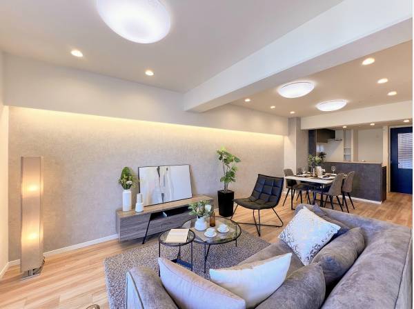 リフォームにより洗練感溢れる美しい空間へと生まれ変わりました