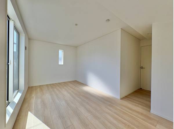 9.2帖の居室は主寝室としてお使いいただけます。