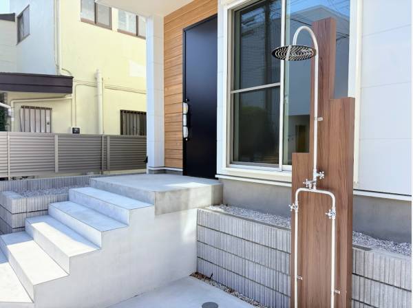 湘南生活に必須な外シャワー