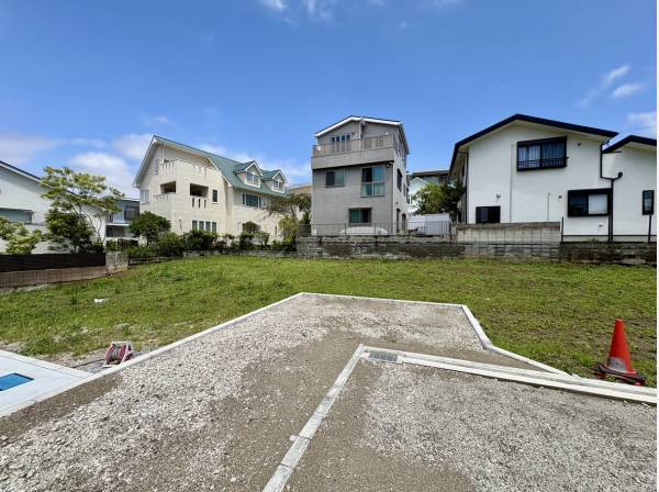落ち着いた住環境の現地です。