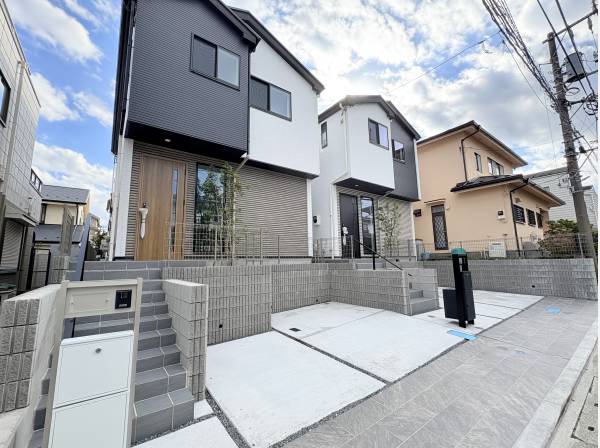 カースペース2台付