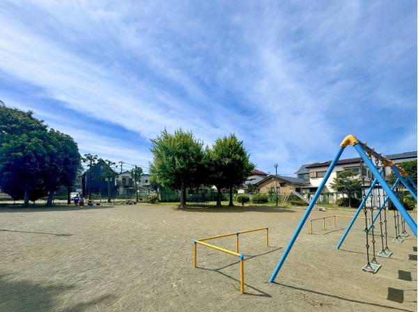 一の坪公園まで徒歩5分（約400m）
