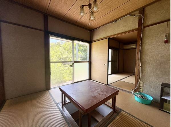 掘りごたつがある和室
