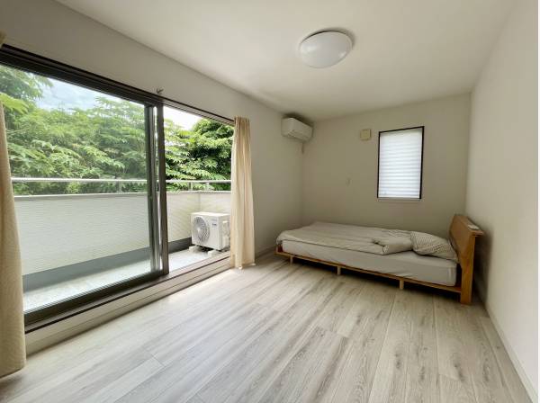洋室は3室ございます(各8帖越え)