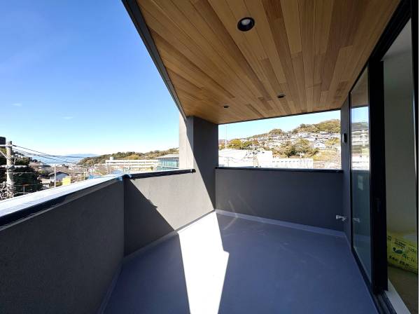 インナーバルコニーは多目的に利用可能です。