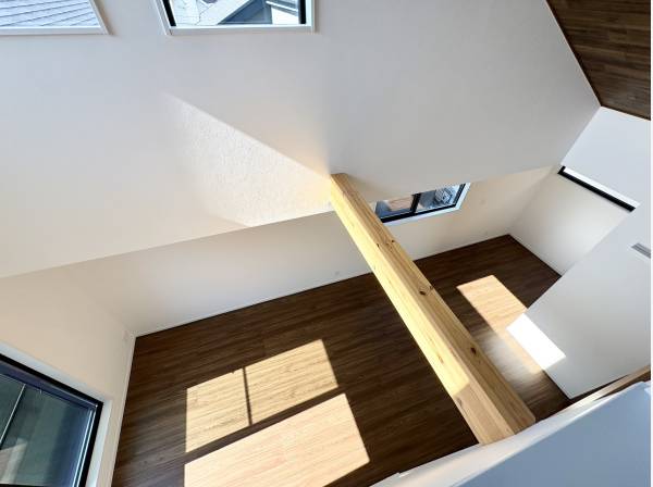 ロフトスペースからLDKを見渡せます♪