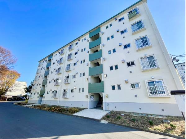 ご紹介のお部屋は4階に位置する住宅です