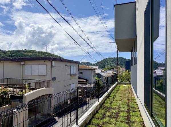 各お部屋からはお庭へと出ることができます