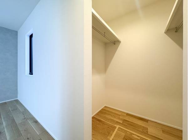 通気性の良いシームレスなWICは奥行きたっぷり