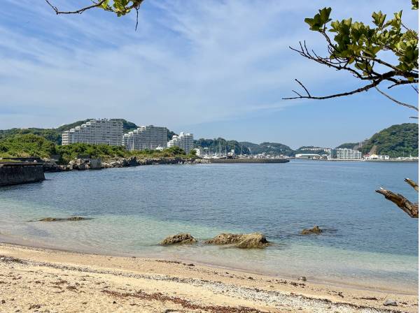 燈明堂海岸まで徒歩13分 (約1000ｍ)