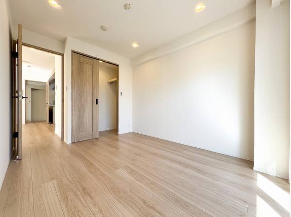 ウォークインクローゼットが完備されたお部屋