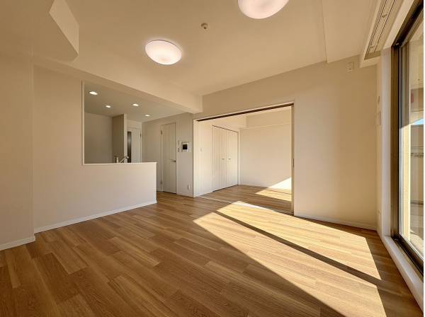 ポカポカと陽だまりが心地よい南東向きLDK