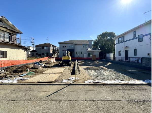 空が大きく感じる現地、陽当たりの良さを体感