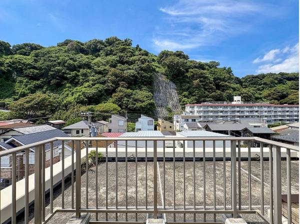 鎌倉の海と山 両方の景色を愉しめる贅沢なプライベート空間
