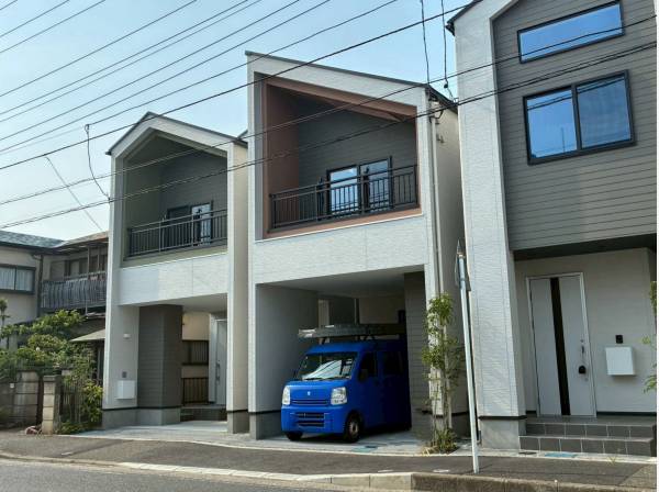 真ん中のお家でございます♪