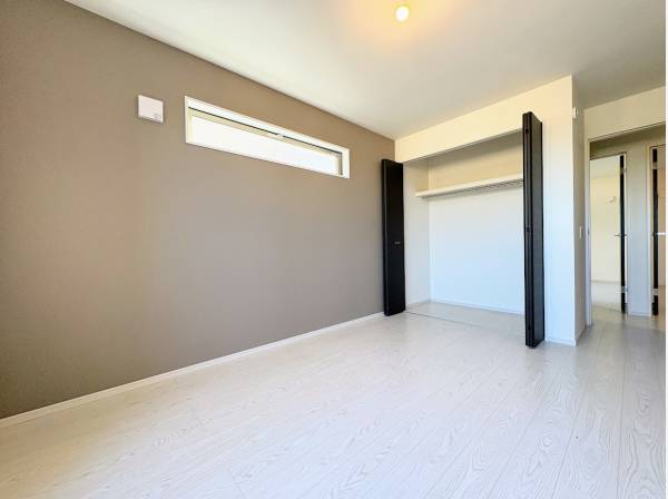 全居室収納付きです