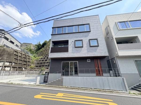シックは外観のデザイナーズ住宅