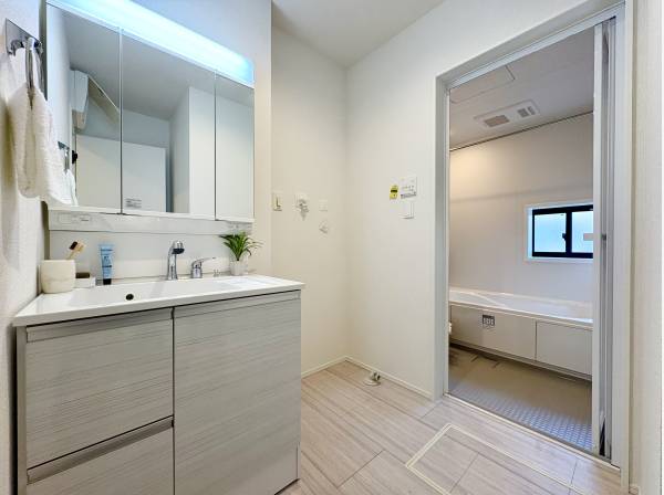 パウダールーム・バスルーム