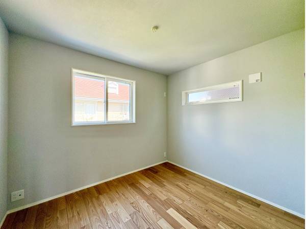 2面採光があることにより、十分な陽光がお部屋の全体に届きます