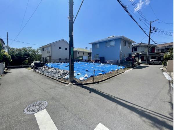 前面道路は約4ｍ