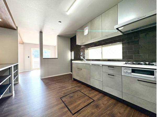 キッチンスペースも広々